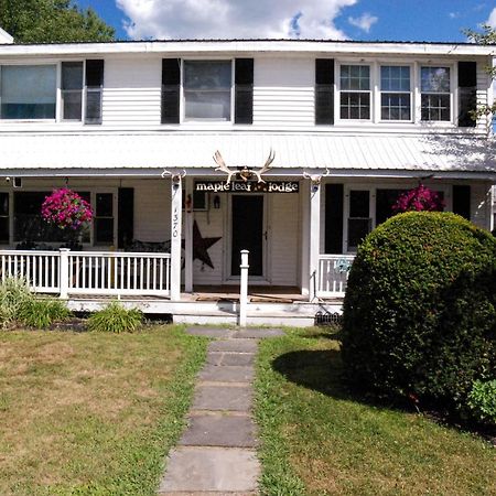 Maple Leaf Lodge Schroon Lake 외부 사진