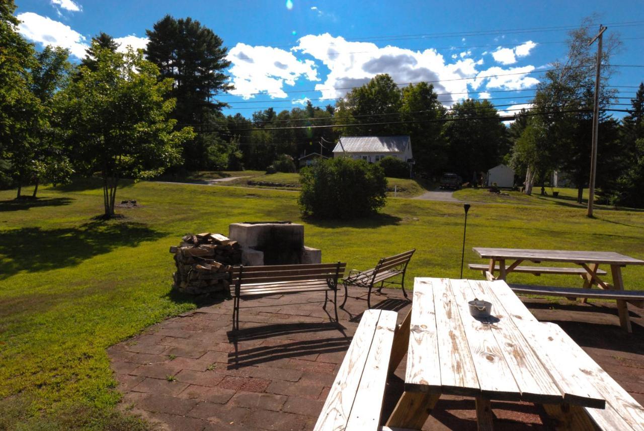 Maple Leaf Lodge Schroon Lake 외부 사진